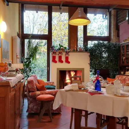 Monte Roccolo Séjour à la ferme